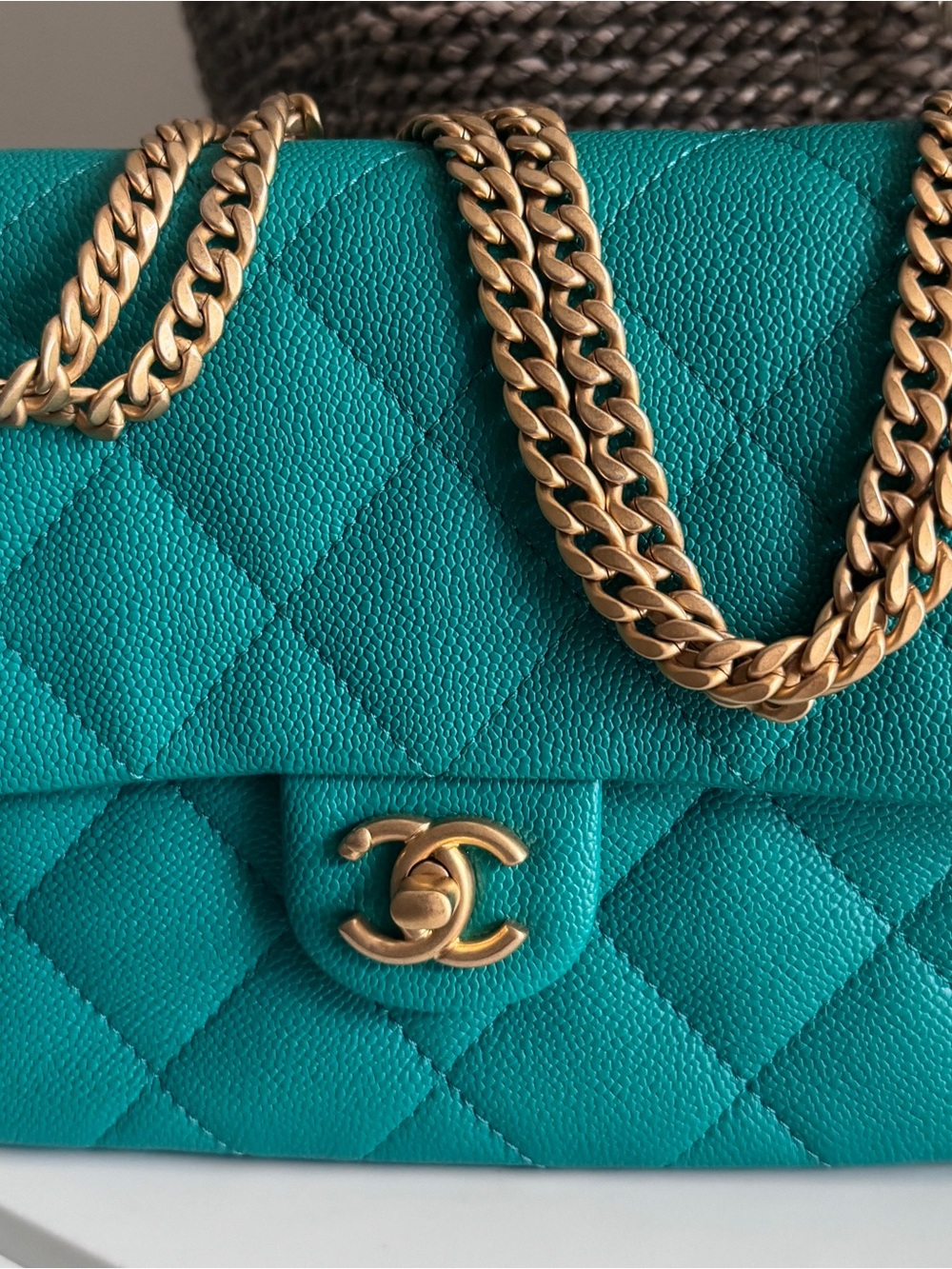 *NEW!* 23P CHANEL Green sweetheart flap Crossbody Shoulder Bag Adjustable Chain